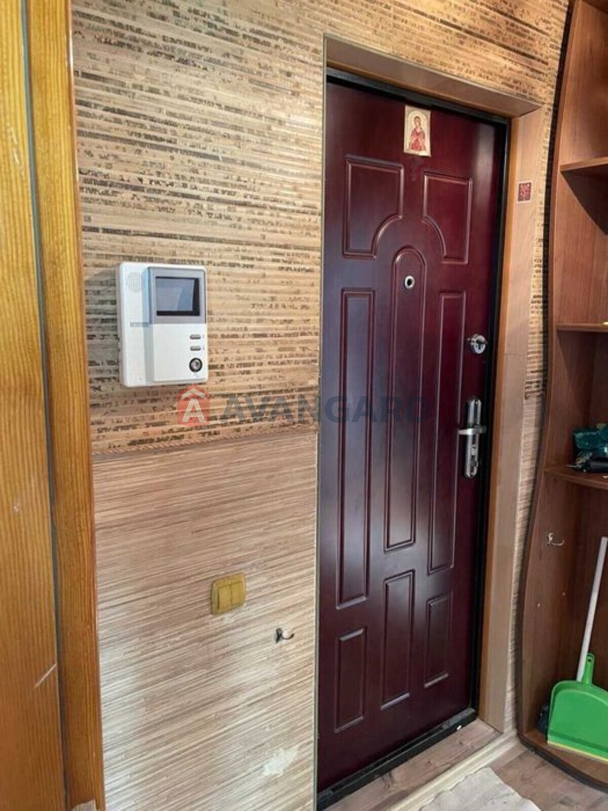 2 ����. ��������, 58/-/12 ��. �., 9/10 ���� ���� 13