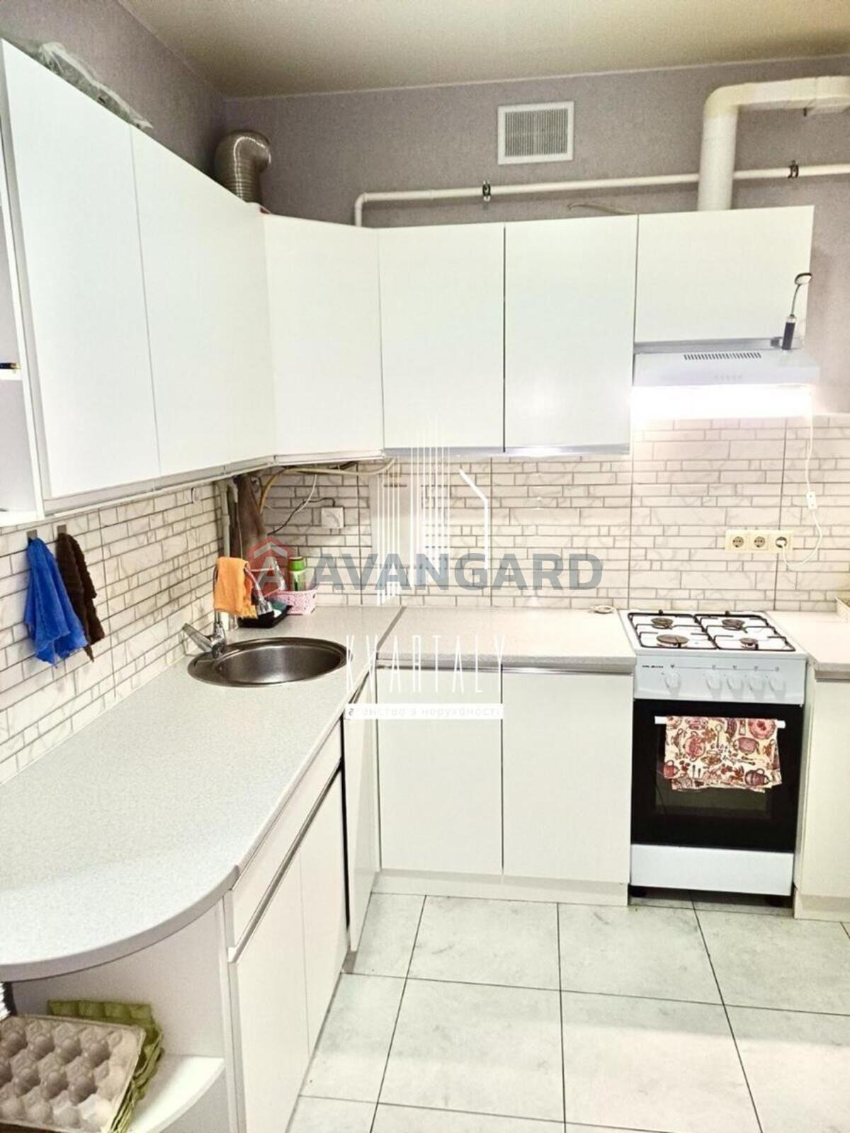 1 ��. ��������, 35/20/8 ��. �., 1/5 ������ ���� 3