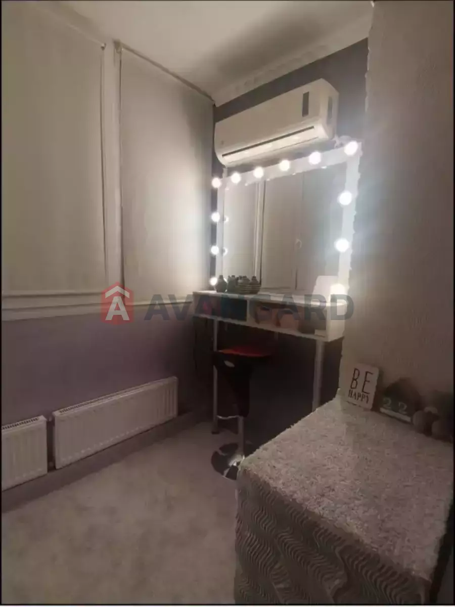 3 ����. ��������, 70/-/10 ��. �., 10/10 ���� ���� 9