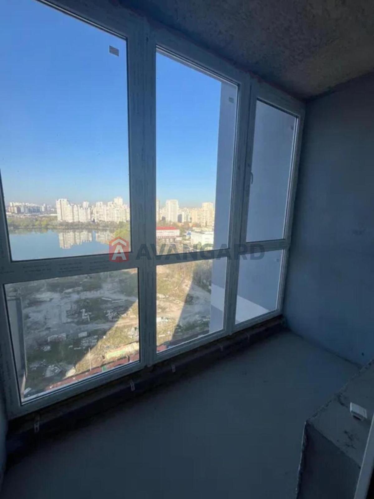 1 ��. ��������, 39/-/9 ��. �., 15/25 ������ ���� 4