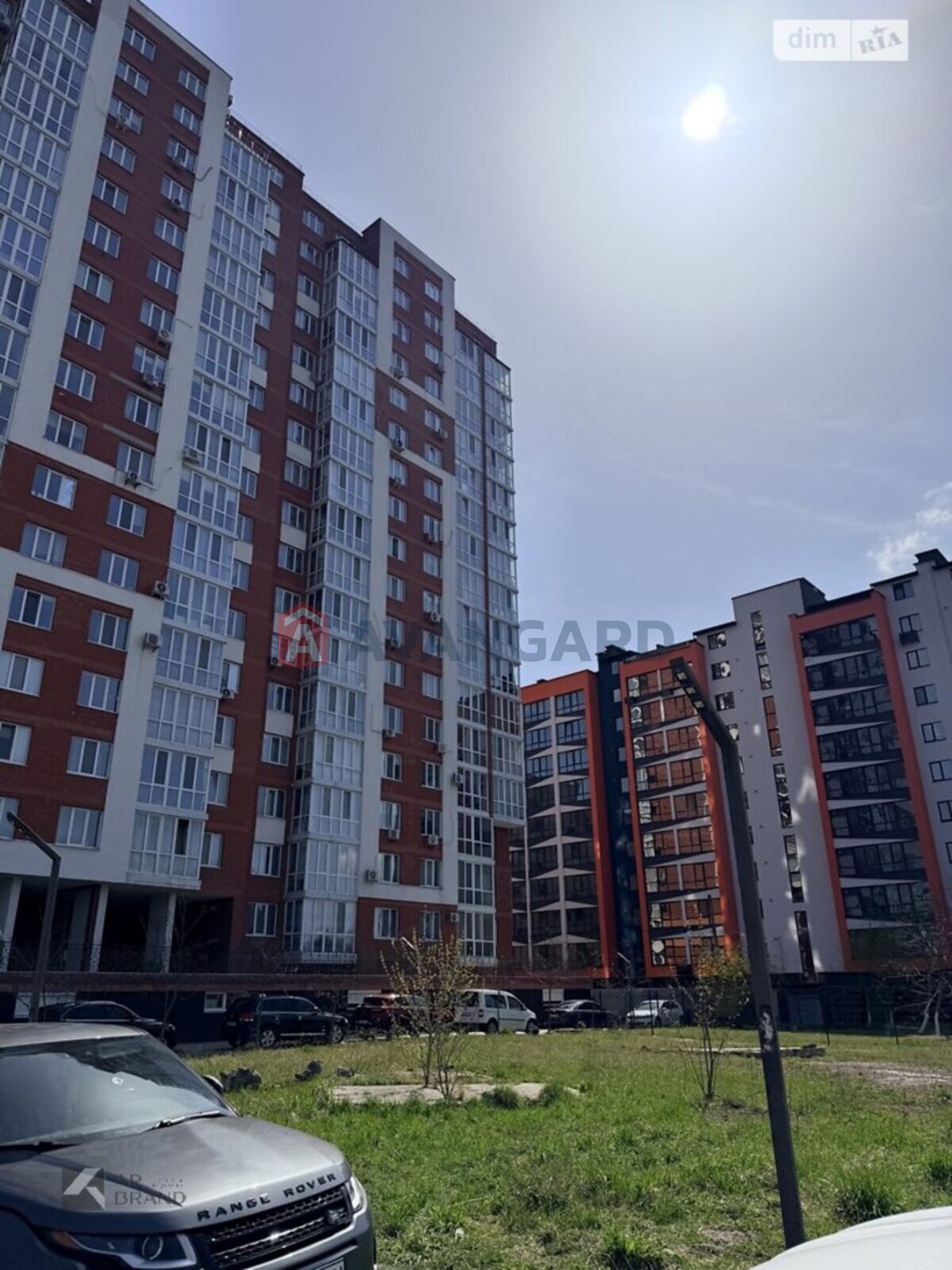 2 ��. ��������, 73/43/12 ��. �., 15/16 ������ ���� 27