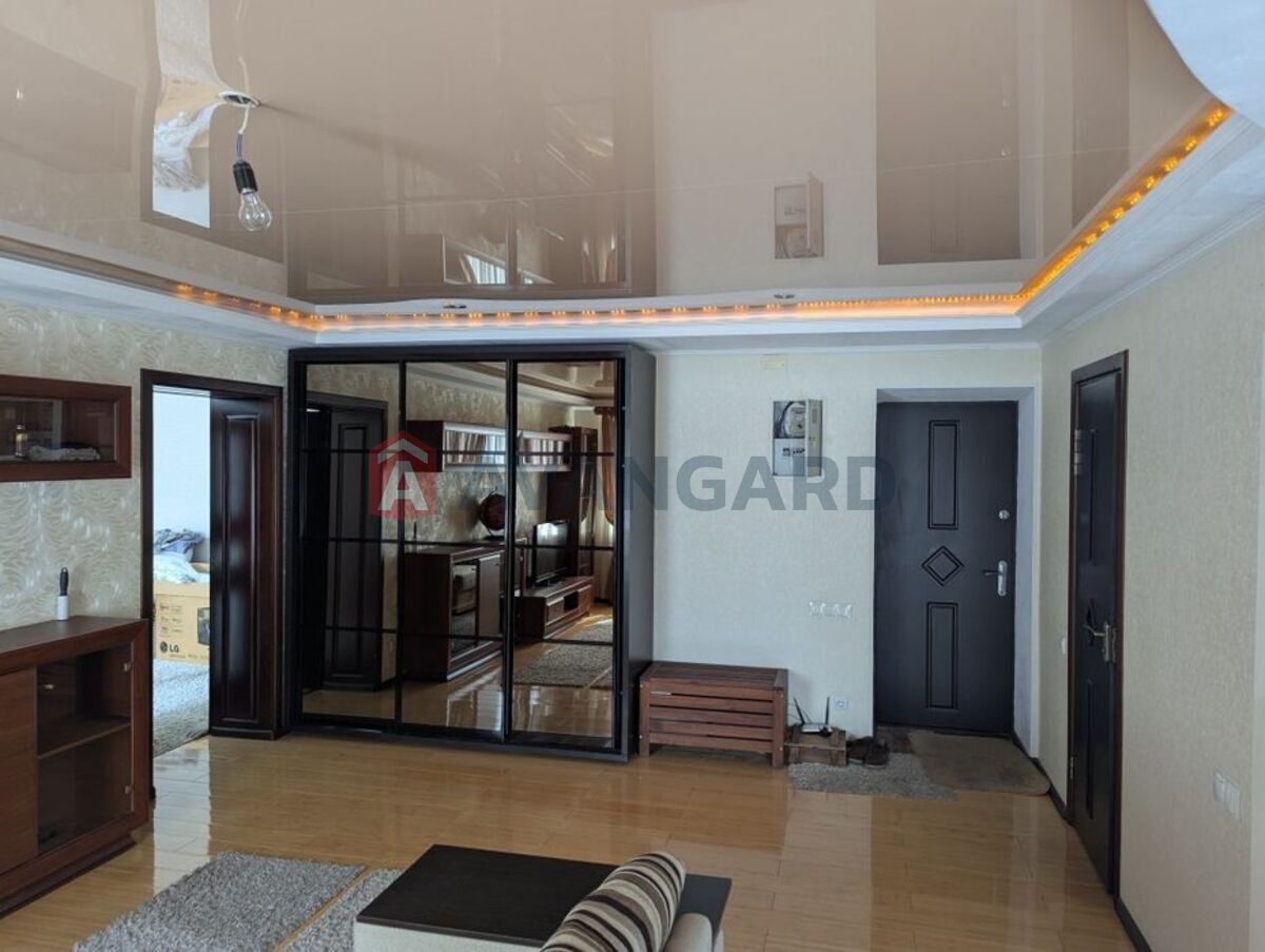 2 ��. ��������, 59/-/10 ��. �., 4/14 ������ ���� 1