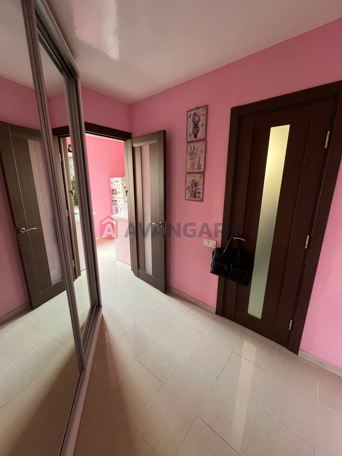 1 ��. ��������, 41/20/9 ��. �., 5/9 ������ ���� 6