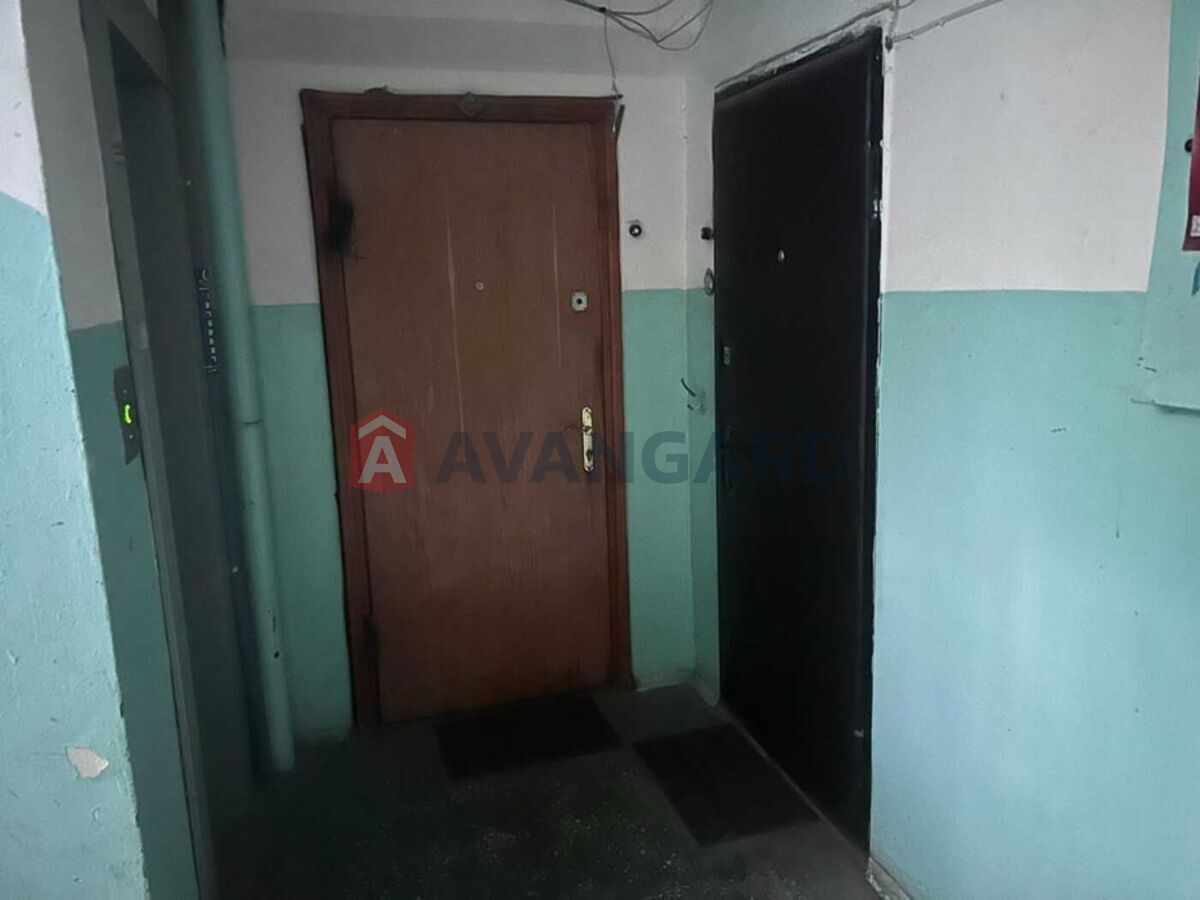 1 . , 32/-/6 . ., 2/9   5