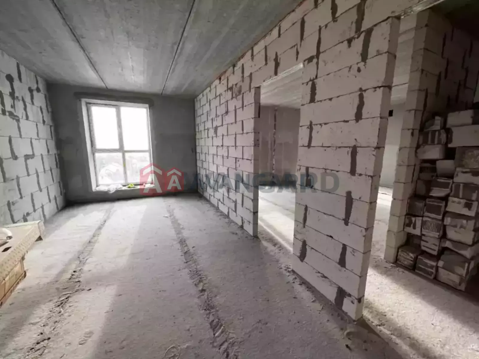 2 ��. ��������, 77/-/- ��. �., 9/9 ������ ���� 1