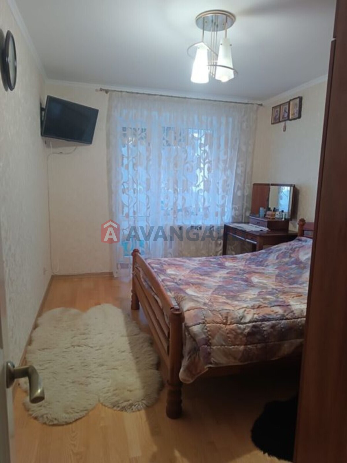 3 ��. ��������, 62/-/8 ��. �., 2/9 ������ ���� 12