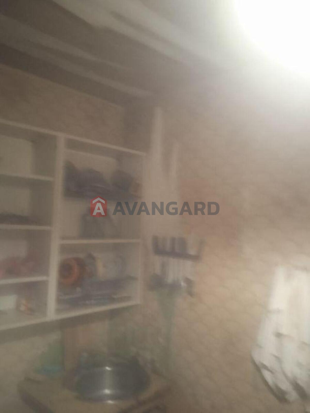 1 ��. ��������, 38/-/8 ��. �., 2/9 ������ ���� 23