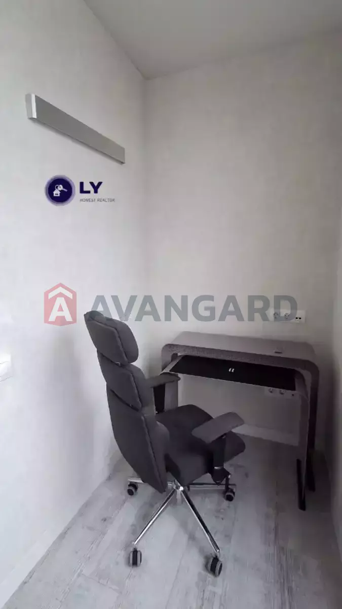 2 ��. ��������, 73/36/18 ��. �., 8/12 ������ ���� 15
