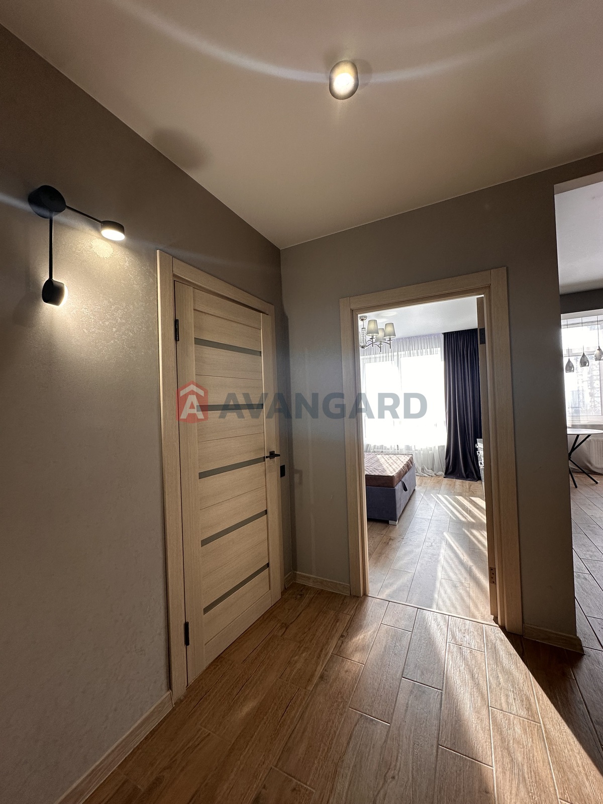 1 ��. ��������, 41/-/15 ��. �., 10/10 ������ ���� 15