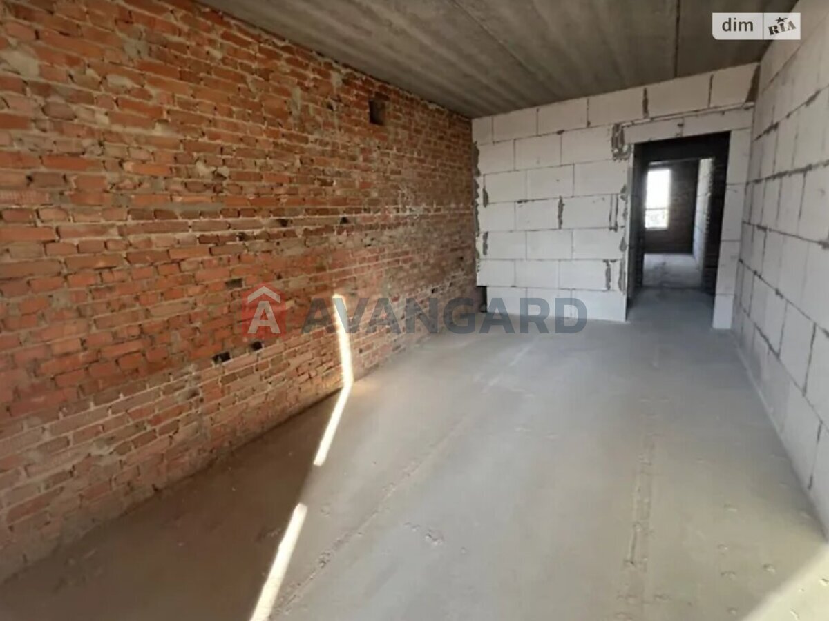 1 ��. ��������, 48/20/18 ��. �., 3/11 ������ ���� 4