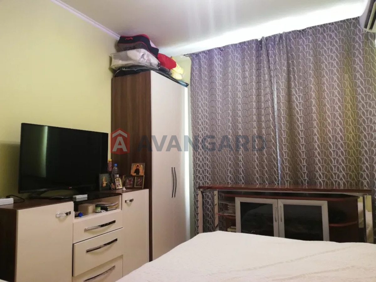 1 ����. ��������, 44/-/10 ��. �., 2/10 ���� ���� 5