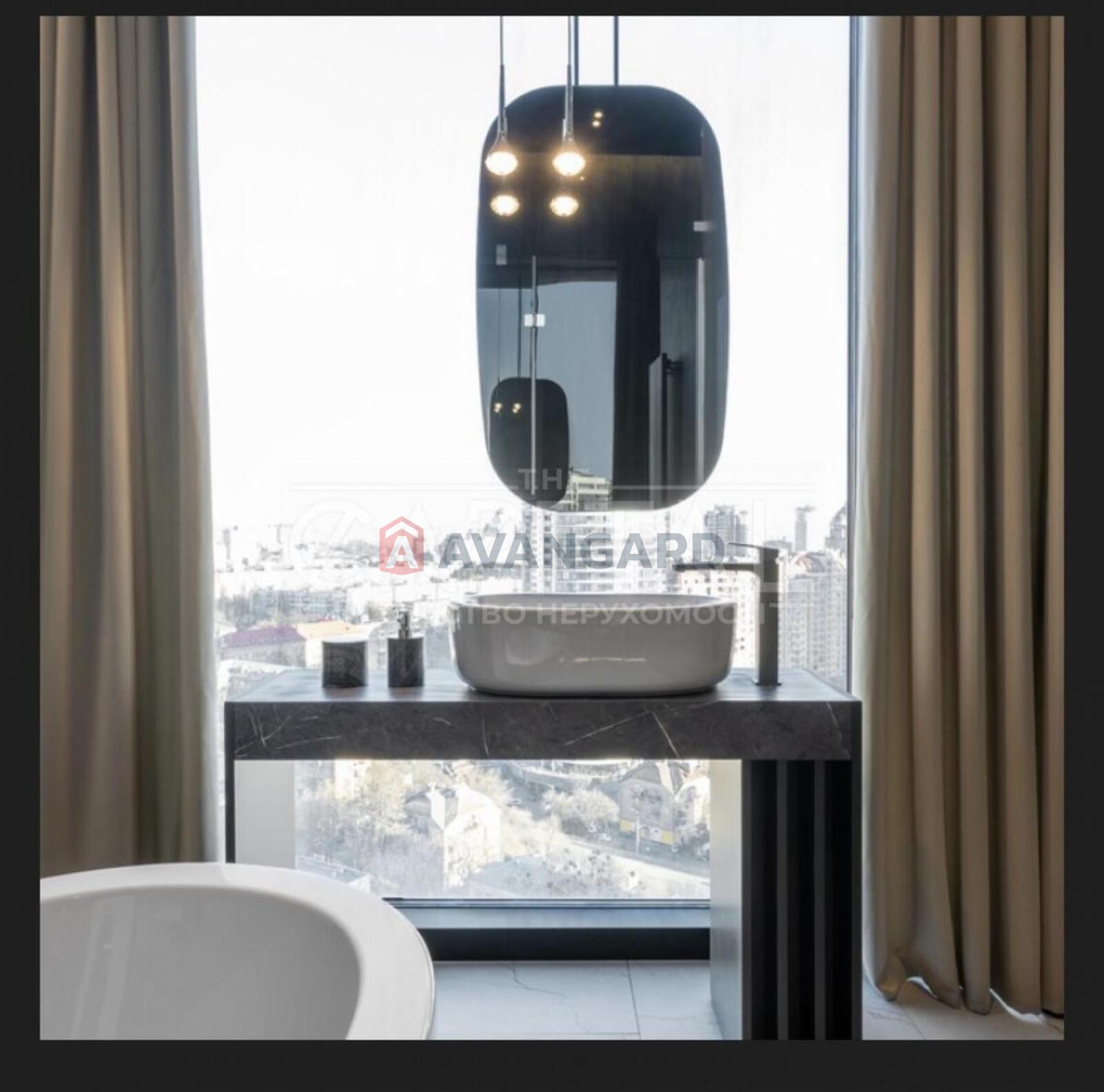 2 ��. ��������, 93/30/30 ��. �., 24/24 ������ ���� 22