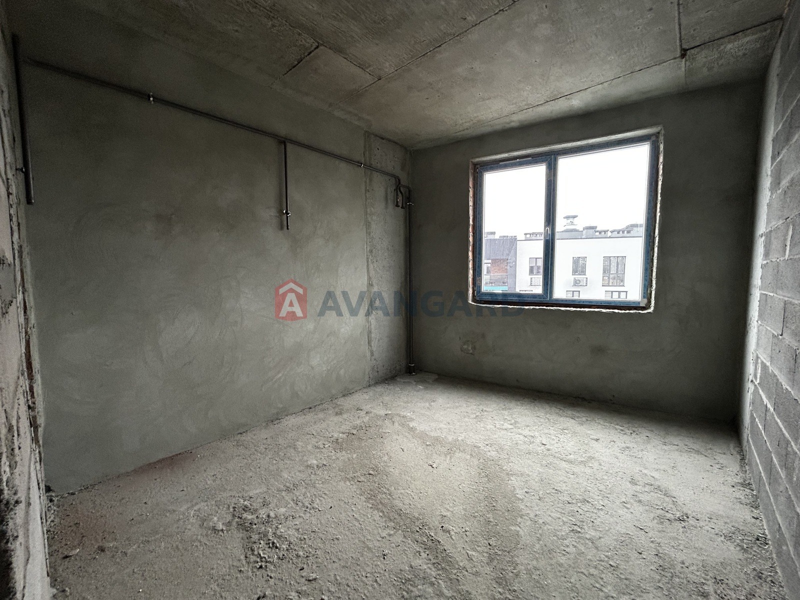 1 ��. ��������, 42/16/12 ��. �., 10/10 ������ ���� 14