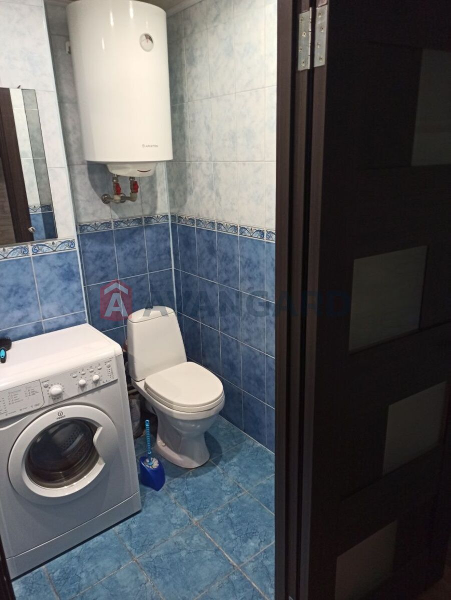 2 ��. ��������, 43/-/25 ��. �., 3/5 ������ ���� 7