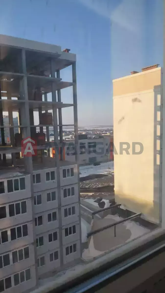 2 ��. ��������, 46/-/- ��. �., 8/10 ������ ���� 3