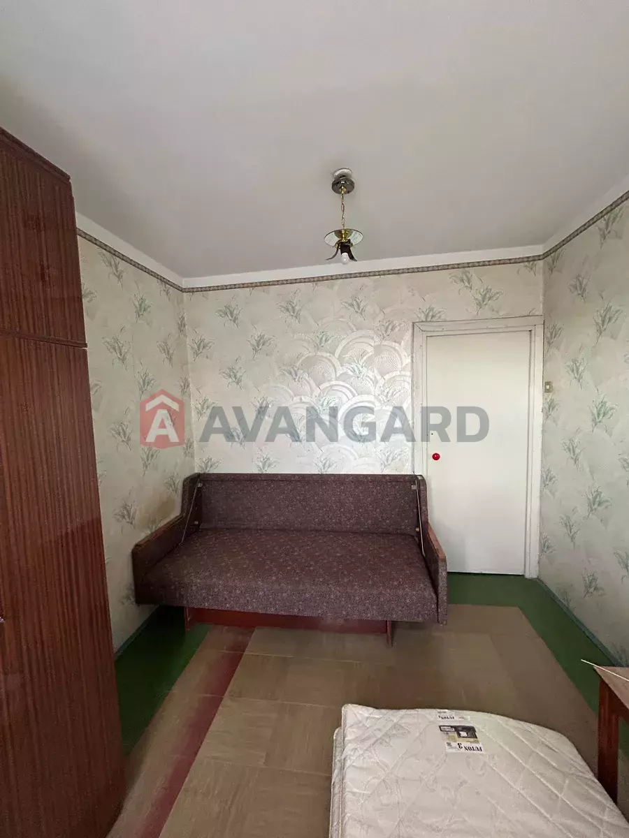 4 ��. ��������, 84/-/10 ��. �., 6/9 ������ ���� 16