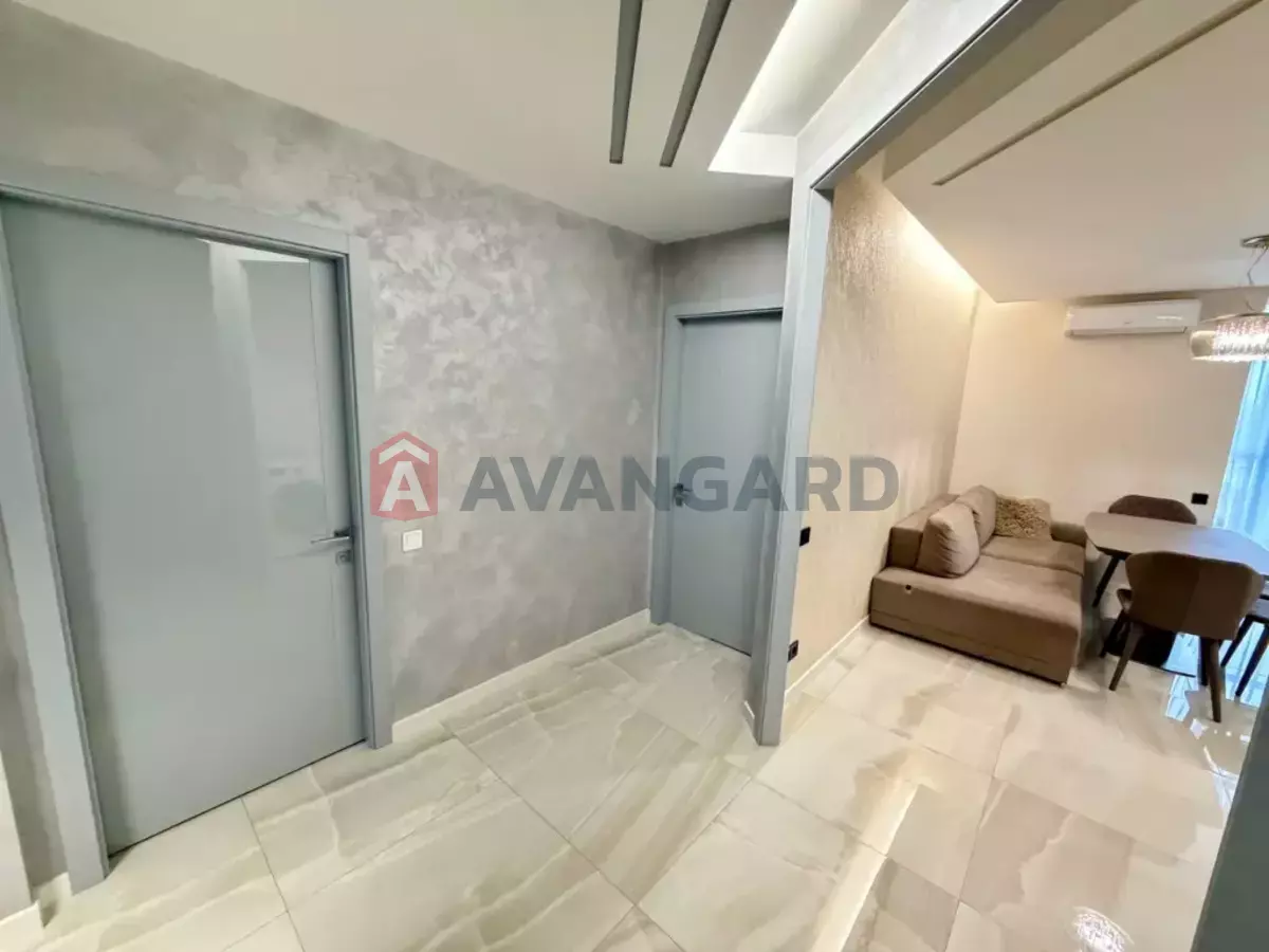 3 ��. ��������, 57/-/- ��. �., 10/12 ������ ���� 12