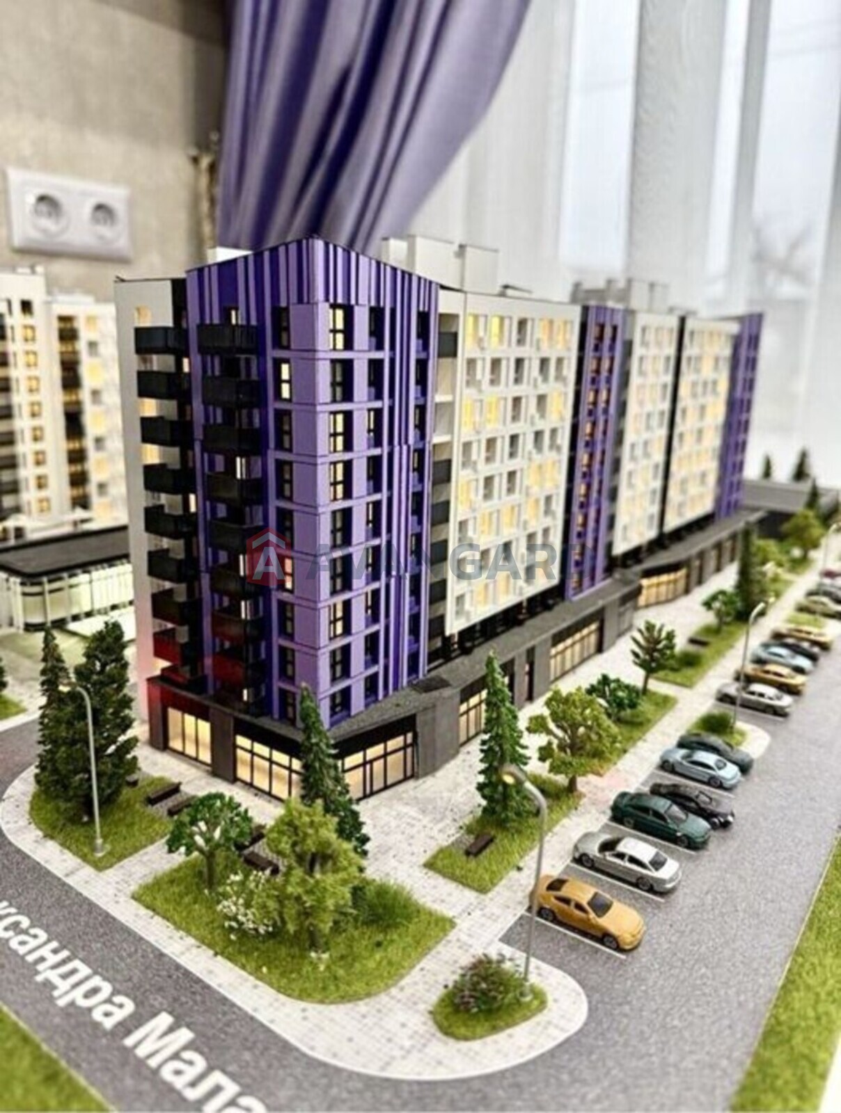 2 ��. ��������, 60/-/14 ��. �., 3/10 ������ ���� 4