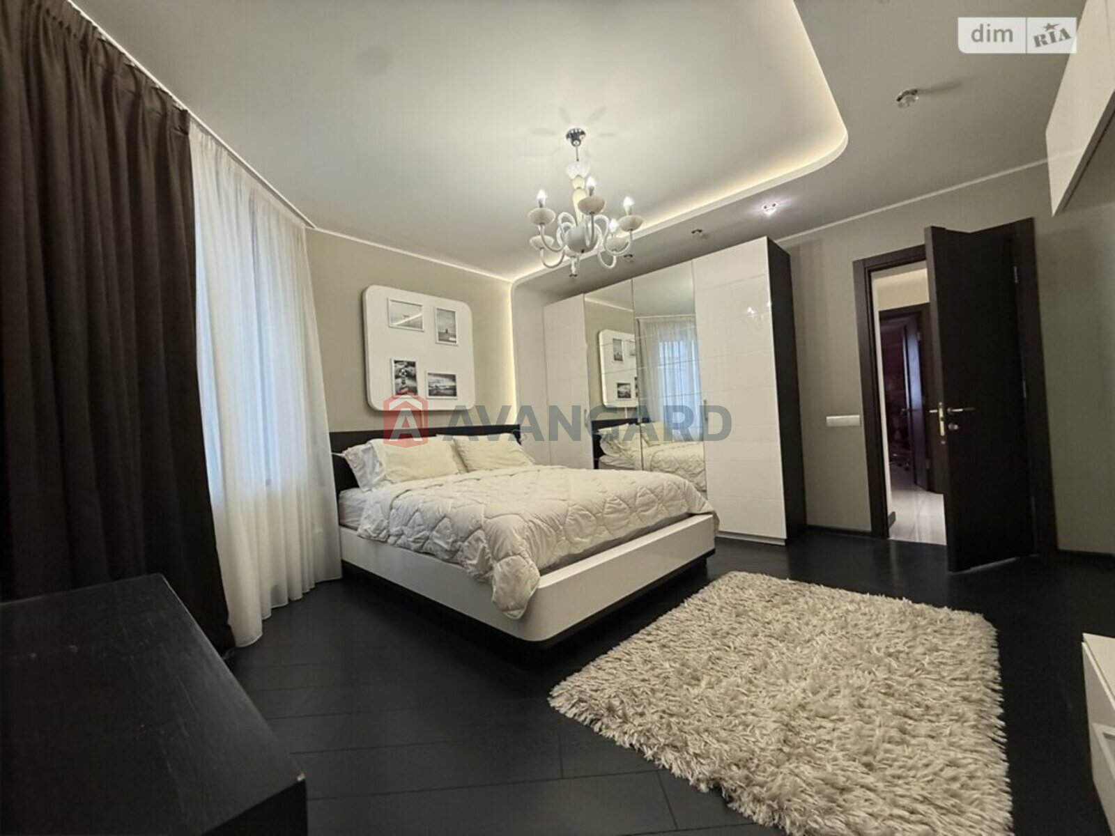 5 ��. ��������, 200/130/40 ��. �., 9/9 ������ ���� 6