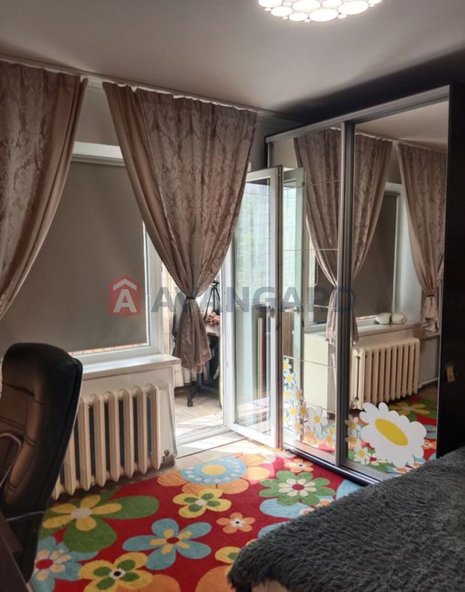 2 . , 52/-/8 . ., 1/10   8