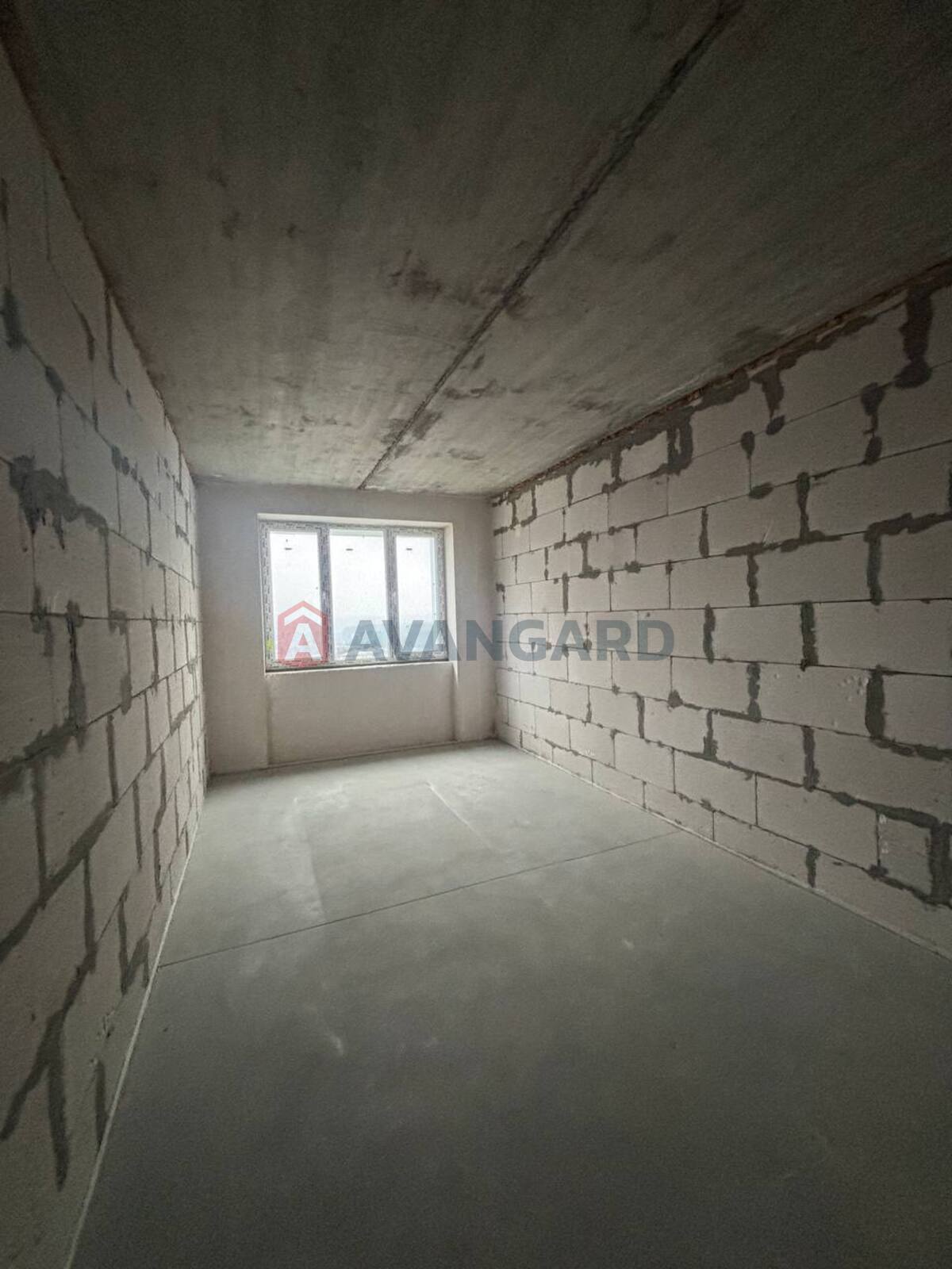 2 ��. ��������, 60,8/31,7/29,1 ��. �., 2/9 ������ ���� 1