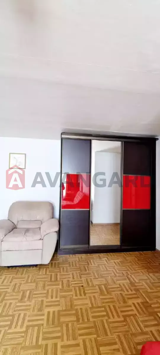 3 . , 52/37/6 . ., 2/9   4