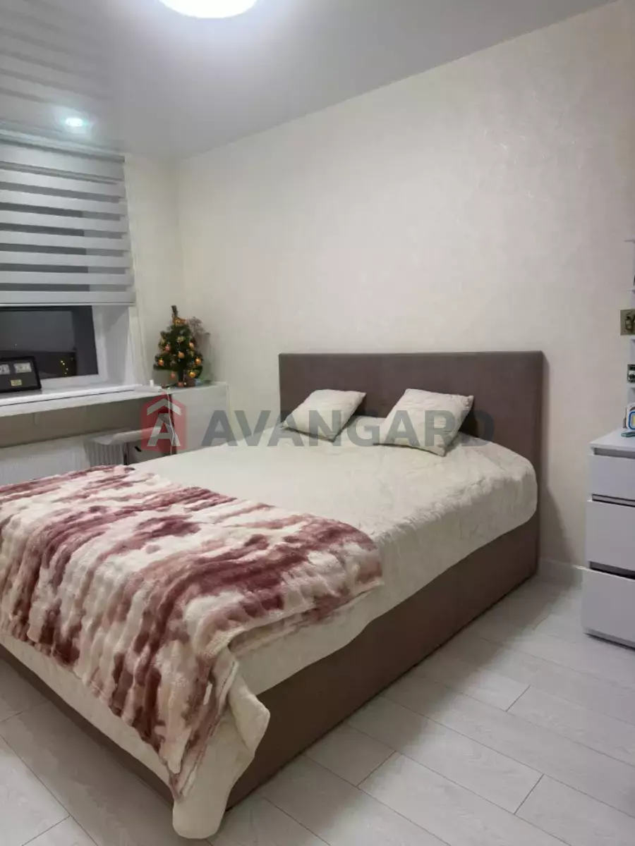 1 ��. ��������, 44/22/12 ��. �., 8/12 ������ ���� 20