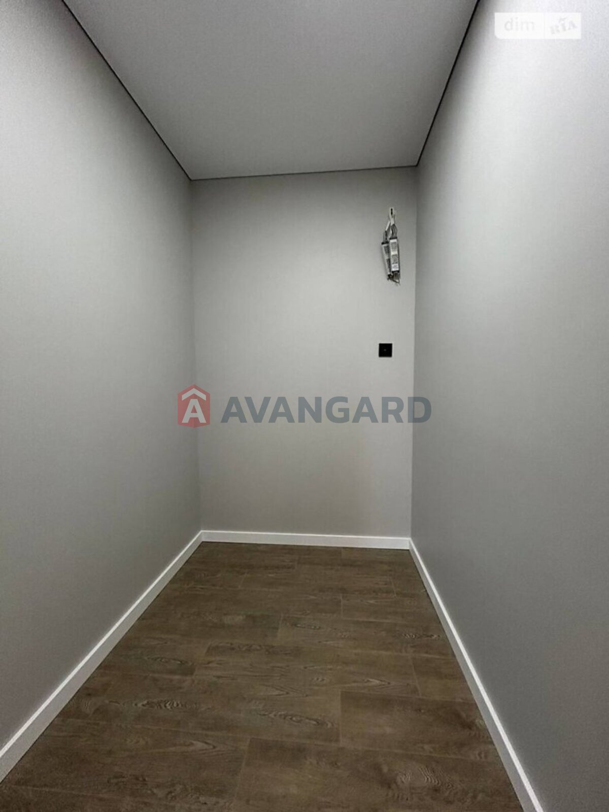 2 ��. ��������, 61/31/20 ��. �., 4/10 ������ ���� 18