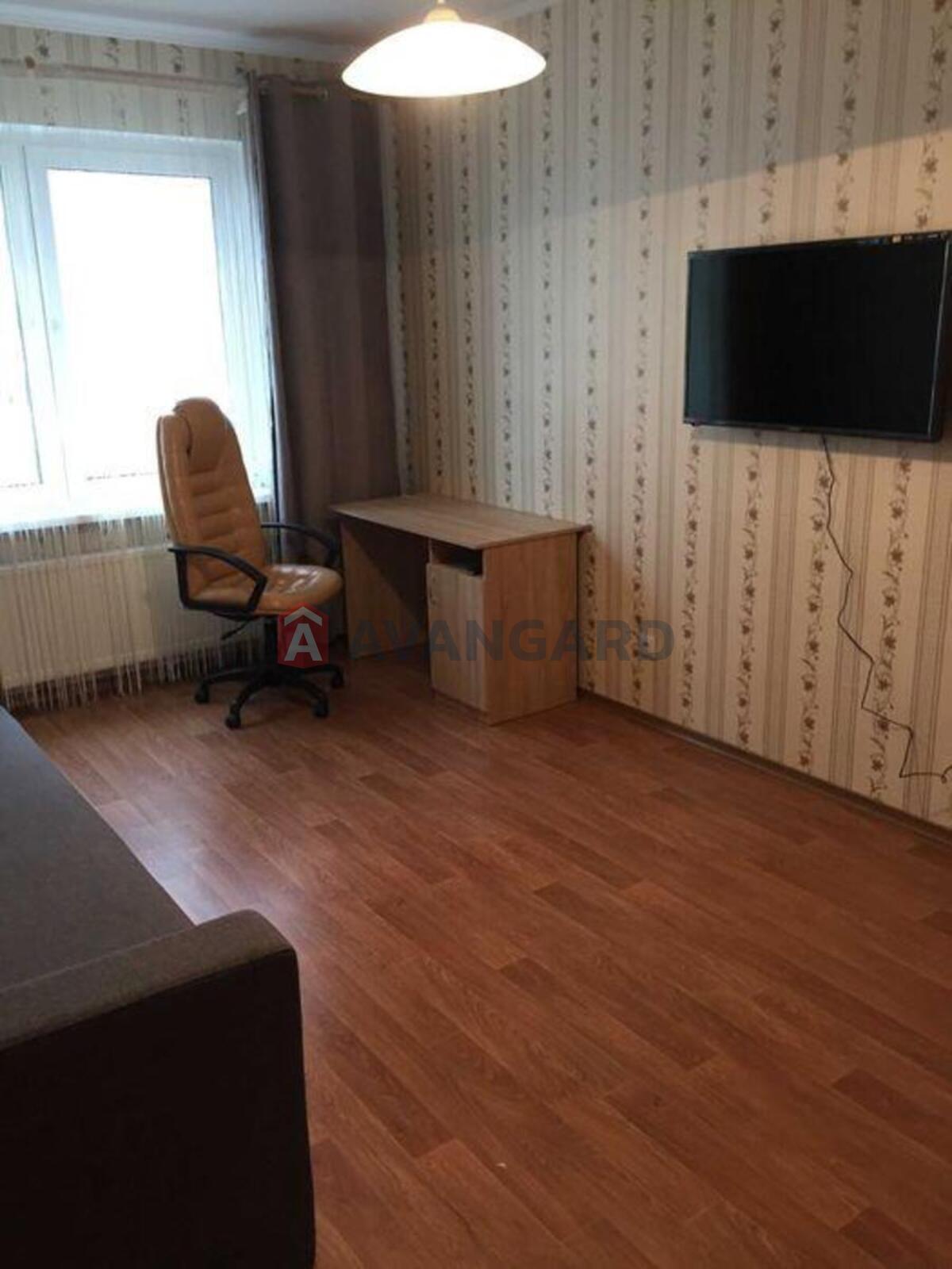 1 ��. ��������, 37/-/7 ��. �., 16/24 ������ ���� 13