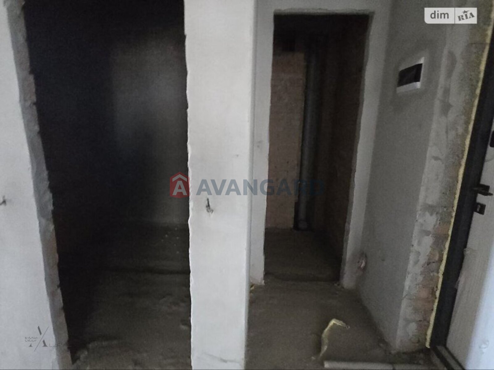 3 ��. ��������, 83/47/17 ��. �., 8/10 ������ ���� 21