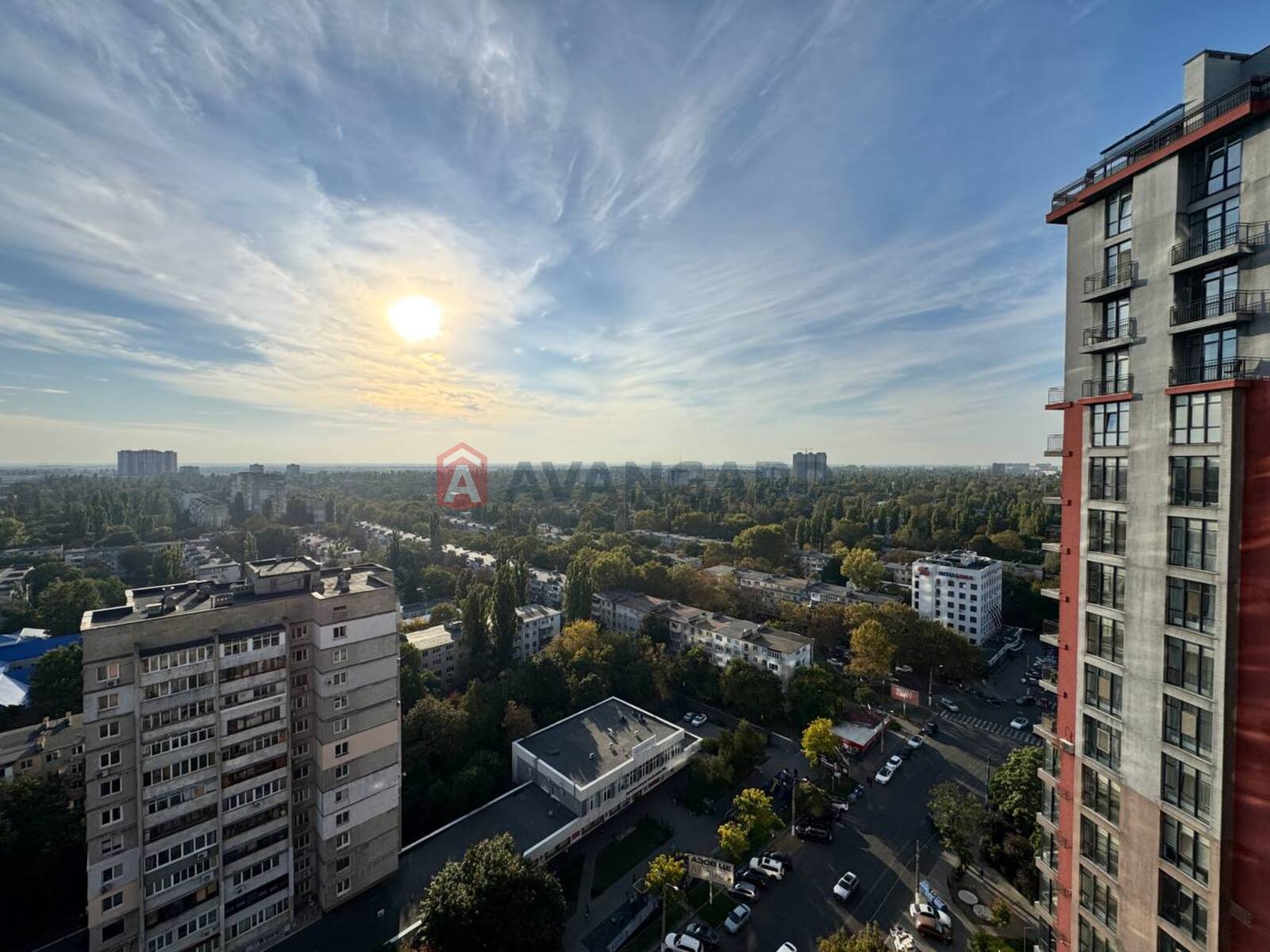 1 ��. ��������, 41/18/14 ��. �., 19/25 ������ ���� 10