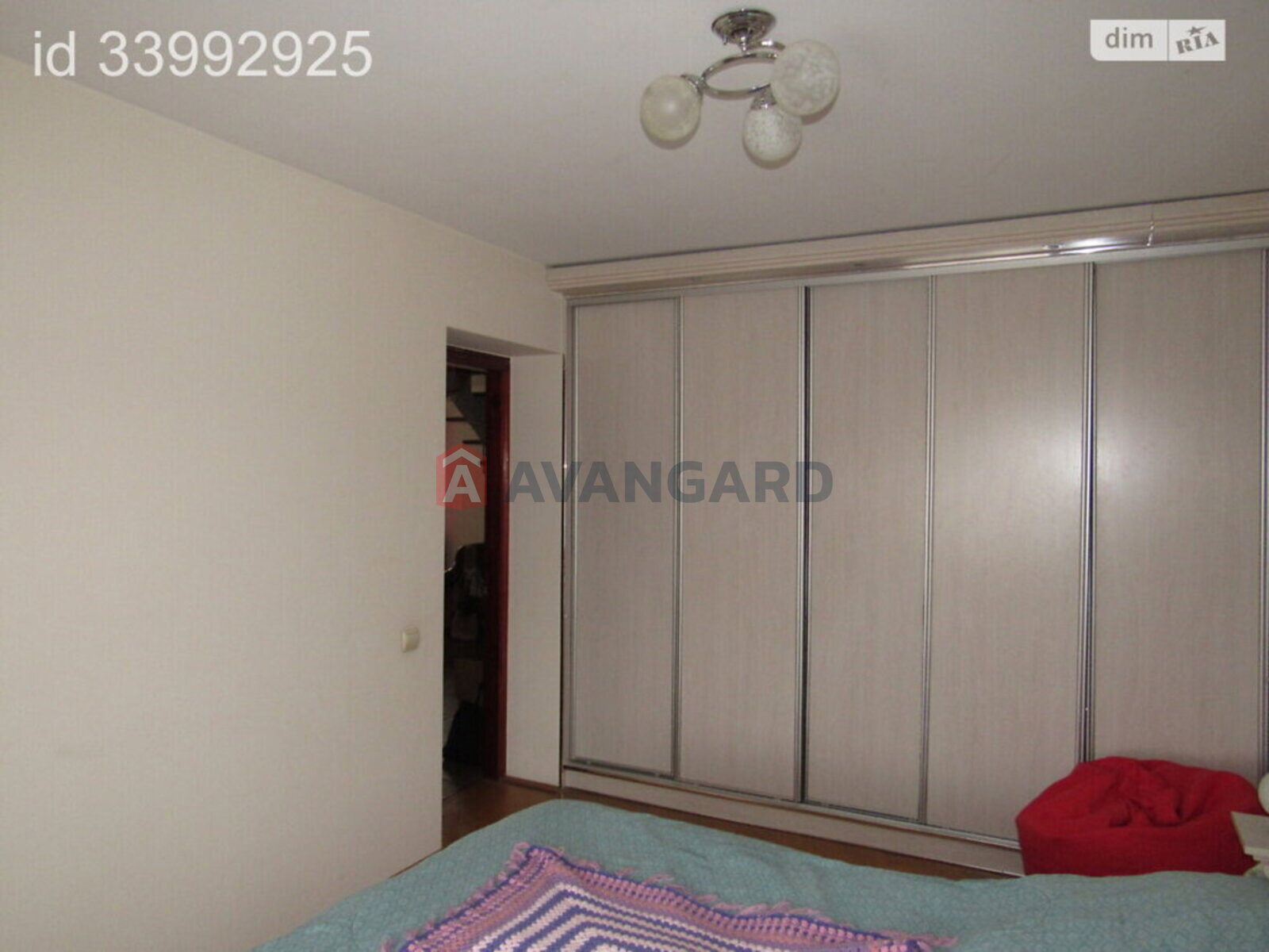 4 ����. ��������, 133/62/29 ��. �., 5/5 ���� ���� 21