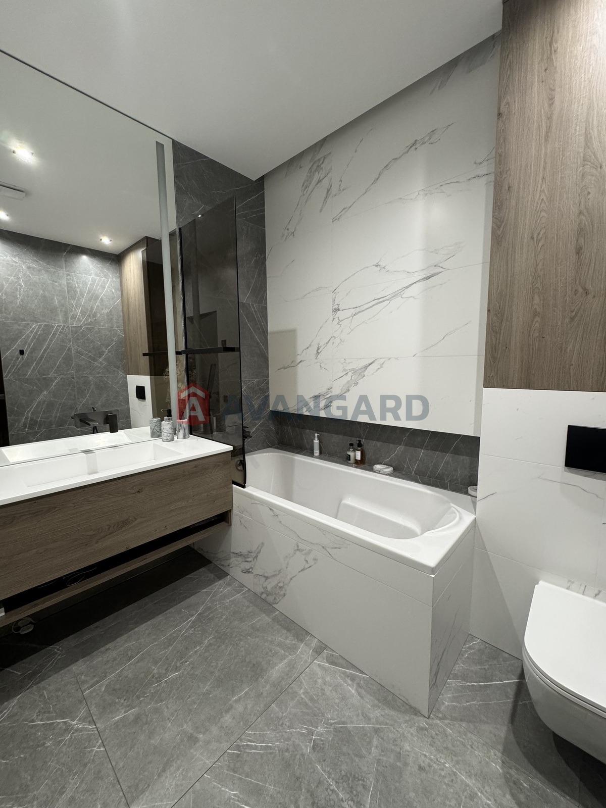 4 ����. ��������, 120/100/20 ��. �., 21/25 ���� ���� 14