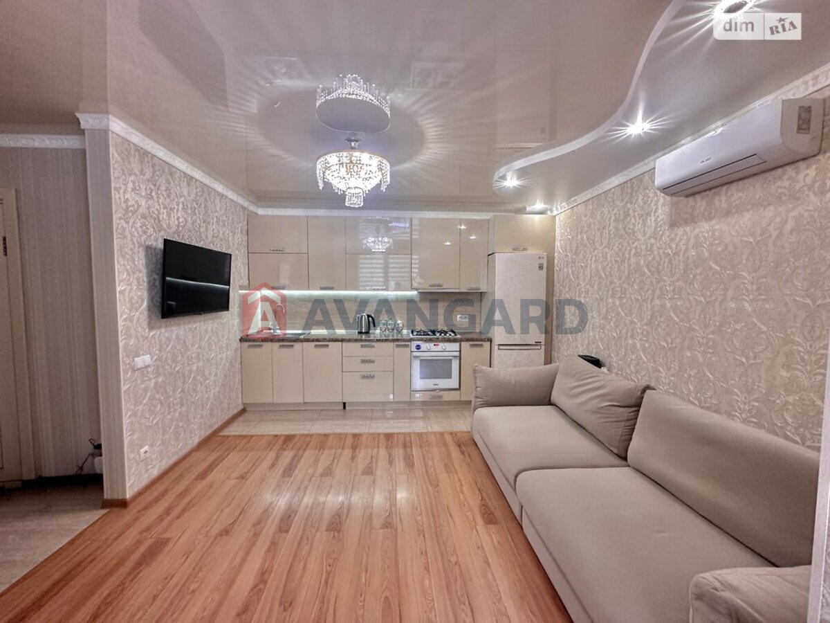 2 ��. ��������, 50/-/- ��. �., 2/11 ������ ���� 1