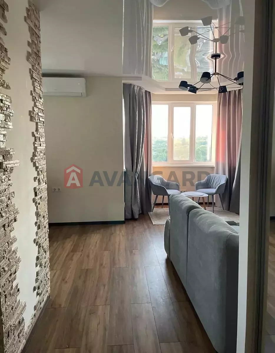 1 ��. ��������, 44/21/7 ��. �., 11/12 ������ ���� 12