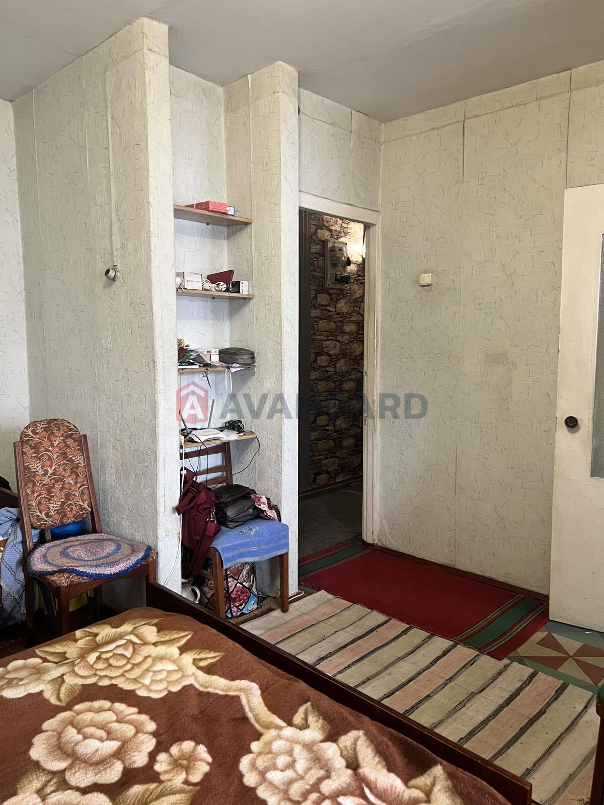 1 ��. ��������, 32/-/7 ��. �., 4/4 ������ ���� 1