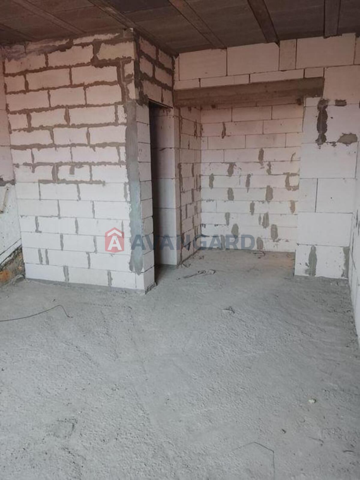 1 ��. ��������, 24/-/14 ��. �., 3/5 ������ ���� 4