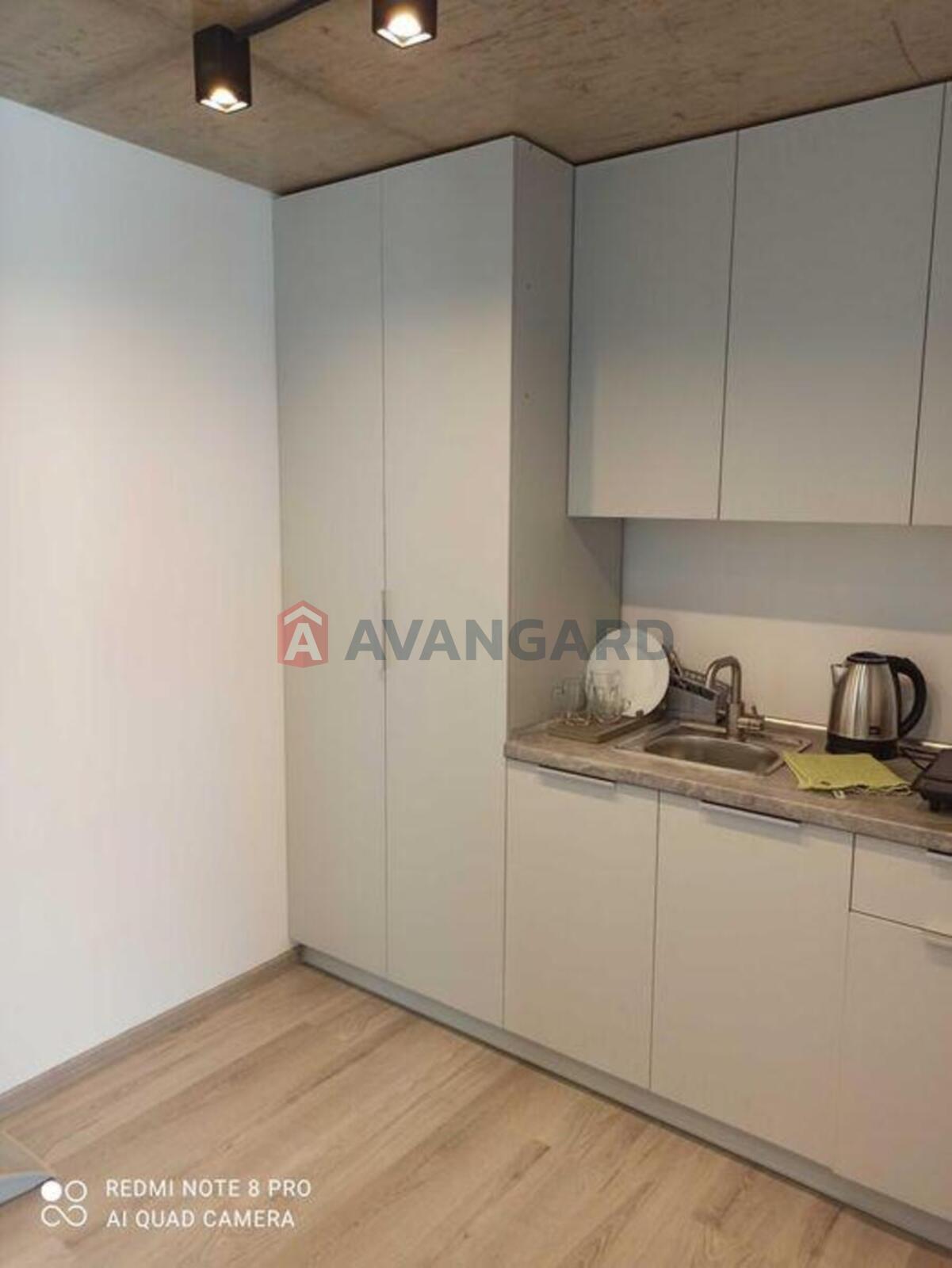 1 ��. ��������, 14/-/5 ��. �., 10/10 ������ ���� 6