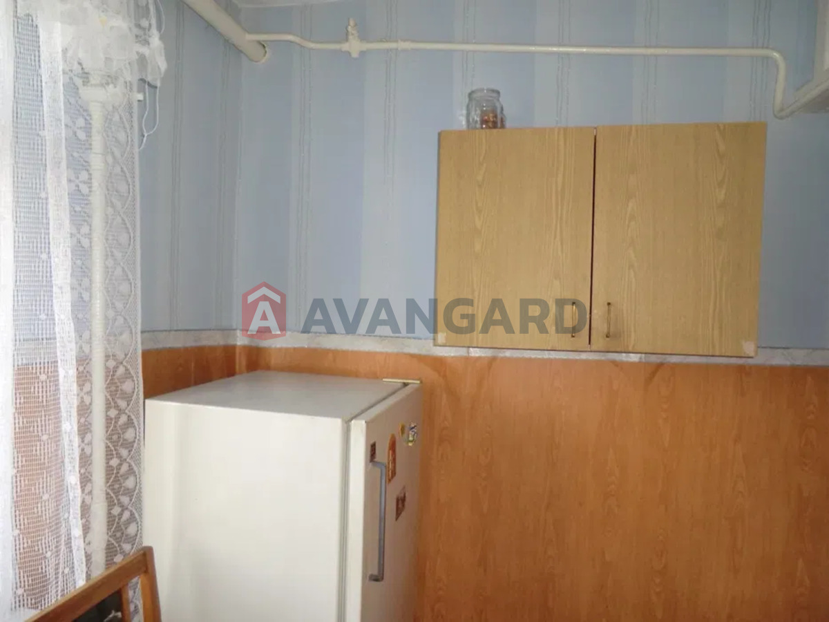 3 ����. ��������, 54/-/6 ��. �., 5/5 ���� ���� 5