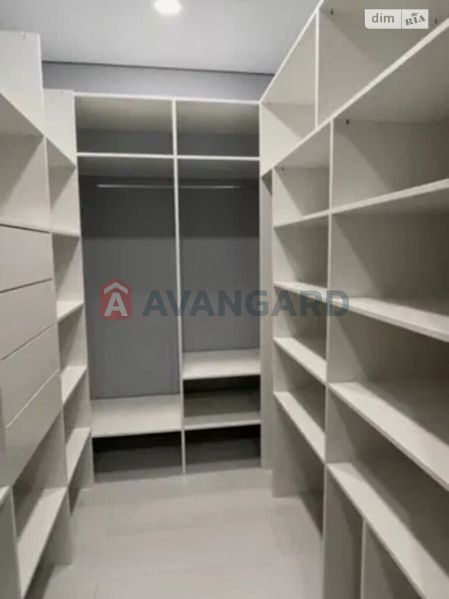 2 ��. ��������, 49/-/17 ��. �., 10/14 ������ ���� 13