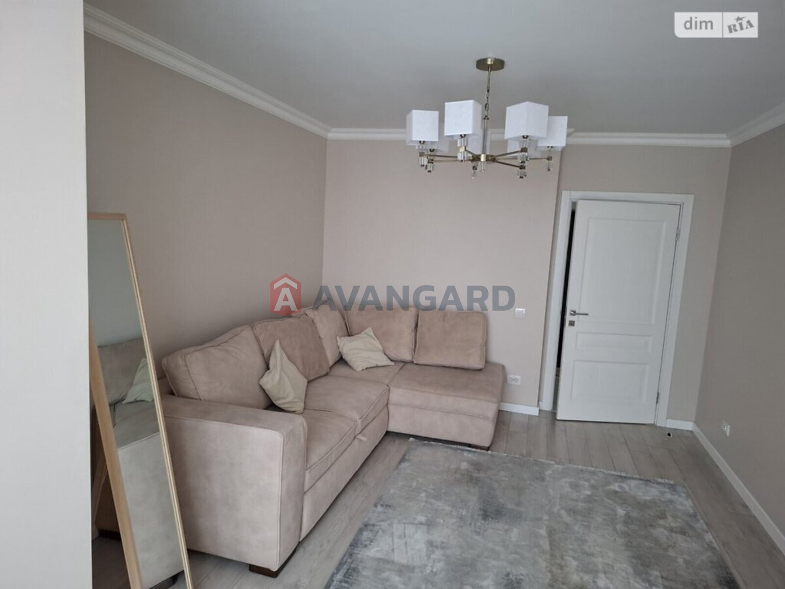 2 ��. ��������, 86/60/20 ��. �., 10/11 ������ ���� 3