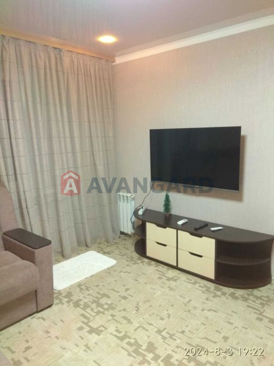 1 . , 33/-/7 . ., 2/9   6