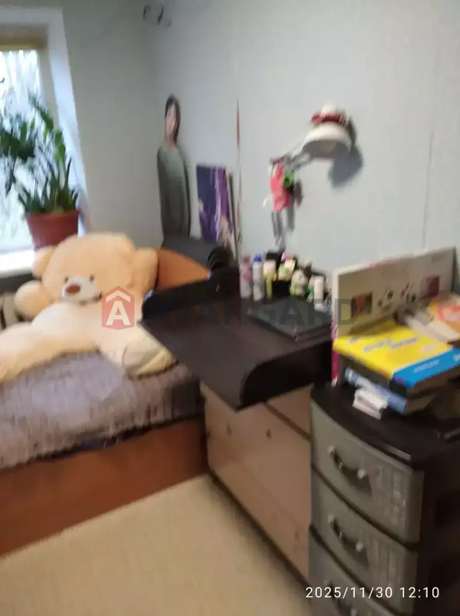 2 ��. ��������, 43/28/6 ��. �., 3/5 ������ ���� 4