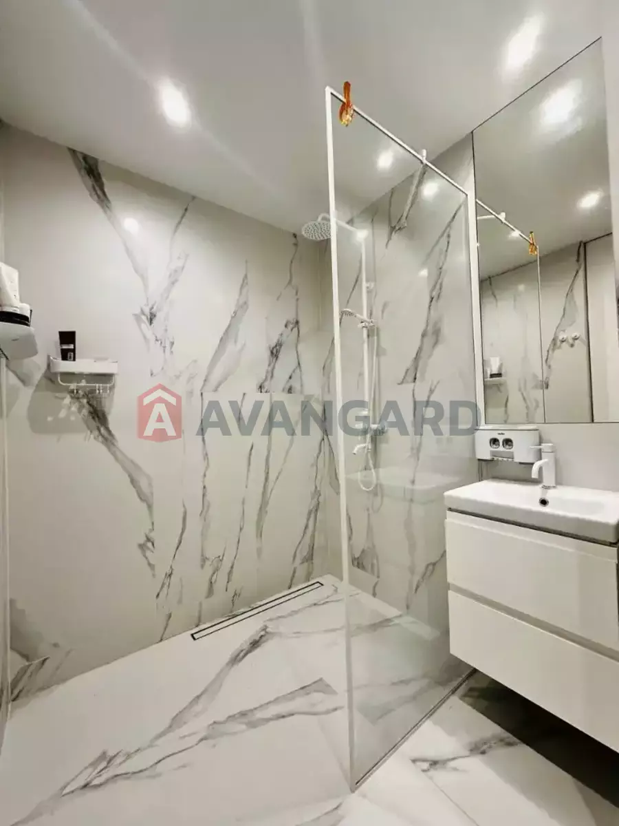 3 ��. ��������, 65/40/9 ��. �., 8/9 ������ ���� 13