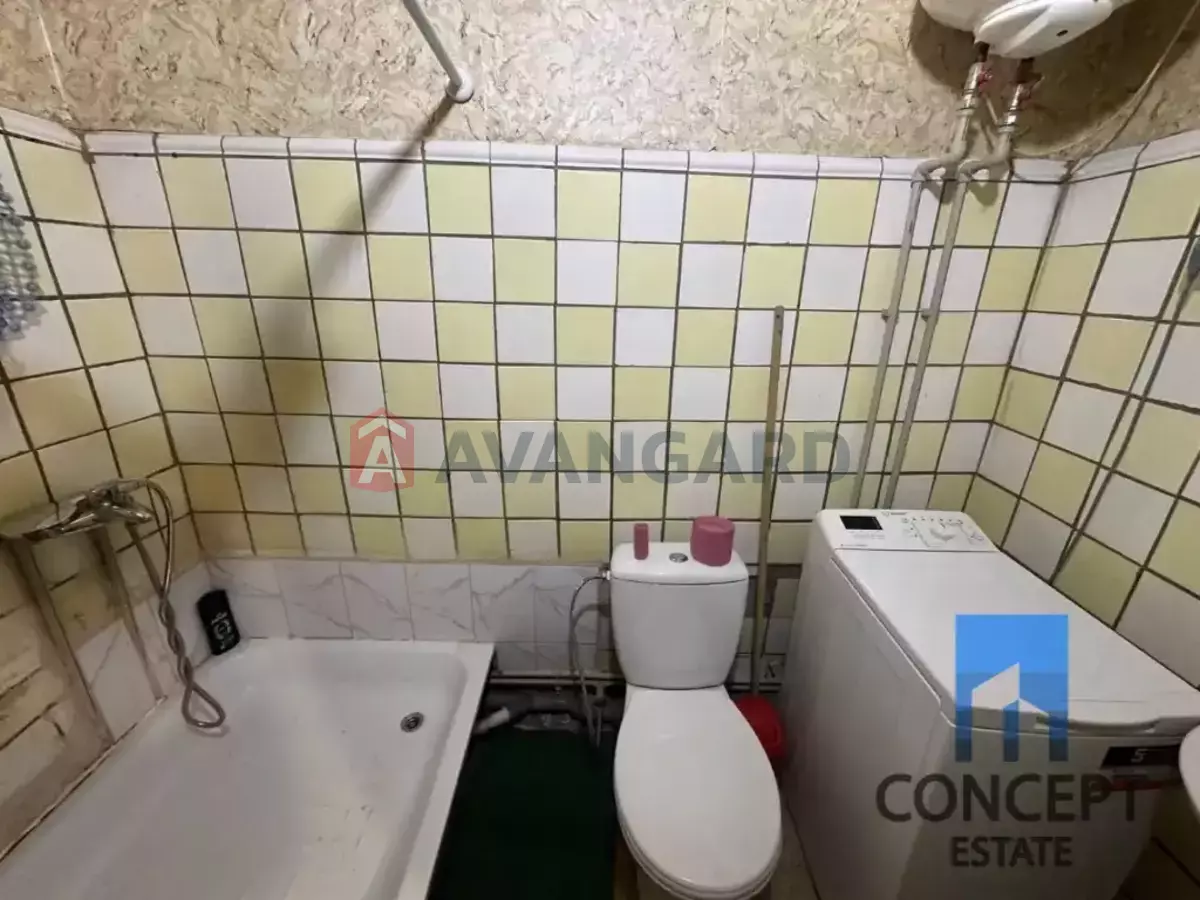 2 ��. ��������, 44/-/- ��. �., 7/9 ������ ���� 9