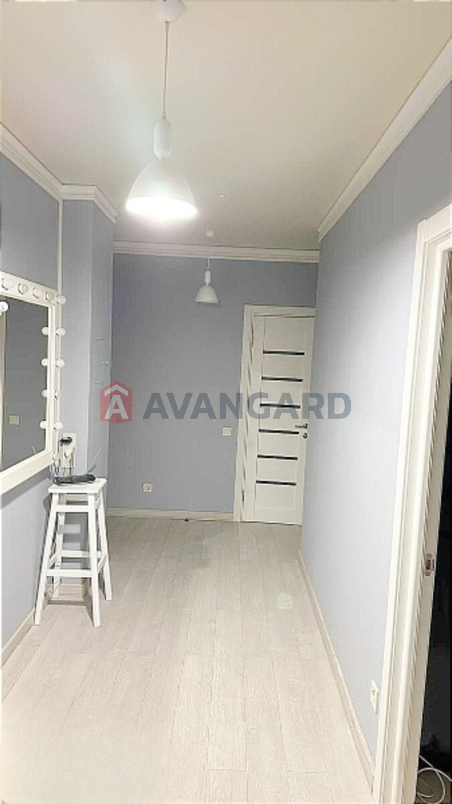 3 ����. ��������, 87/49/17,5 ��. �., 1/10 ���� ���� 11