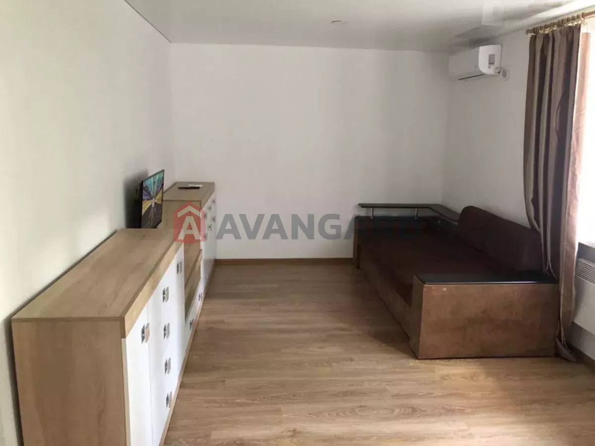 2 ��. ��������, 36/-/20 ��. �., 3/5 ������ ���� 1