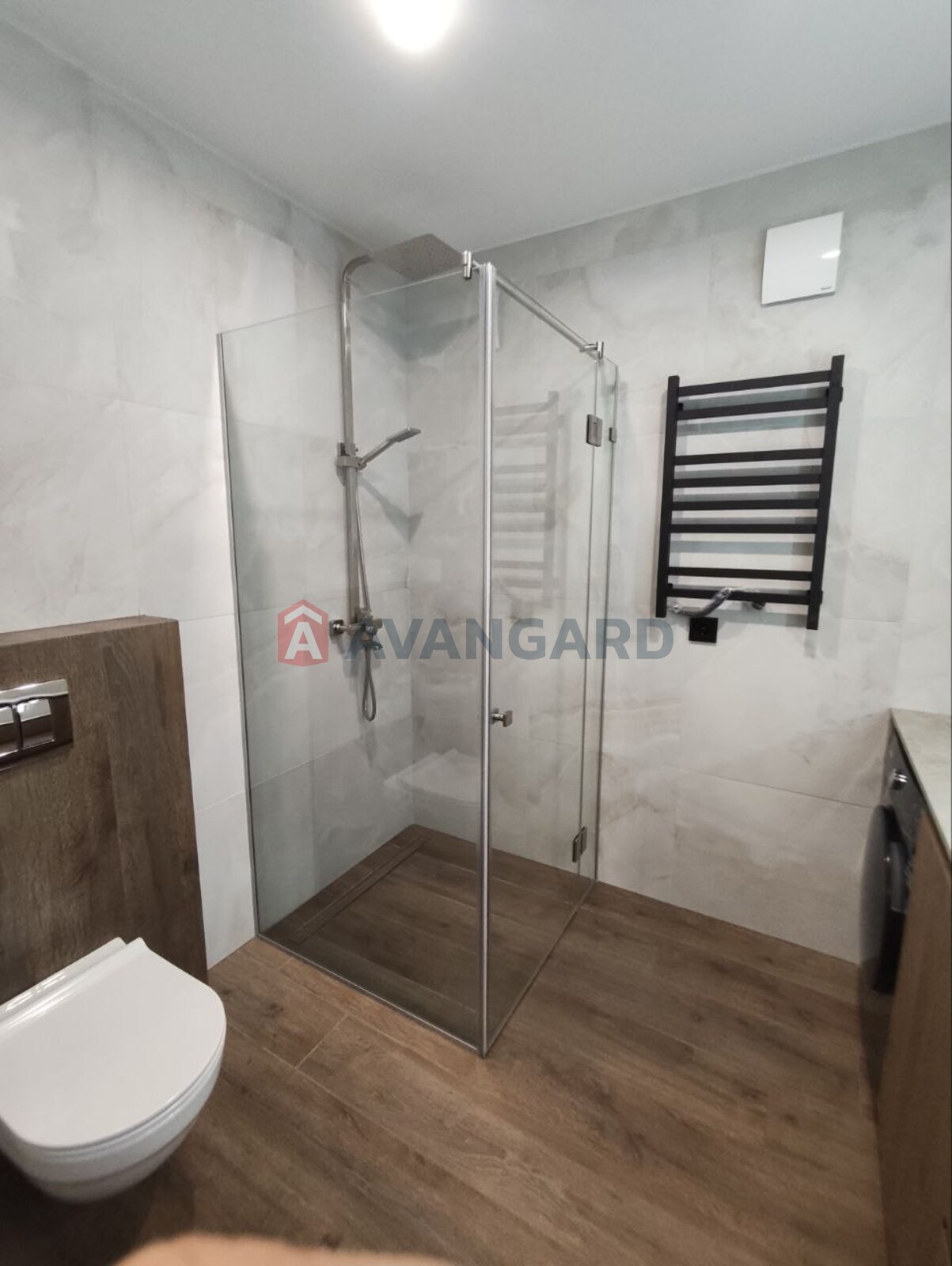 1 ��. ��������, 45/-/15 ��. �., 5/10 ������ ���� 18