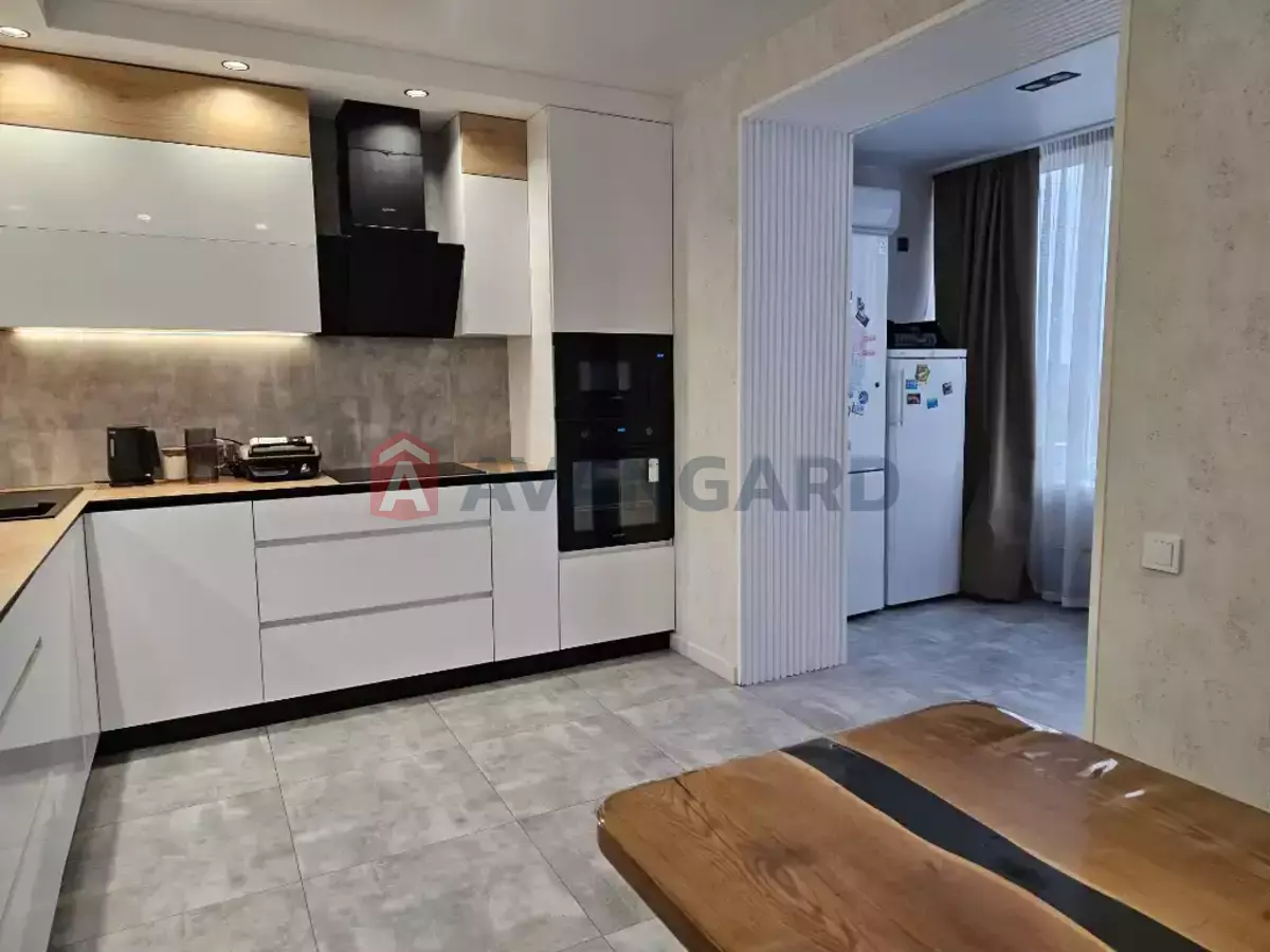 2 ��. ��������, 95/-/- ��. �., 9/11 ������ ���� 22