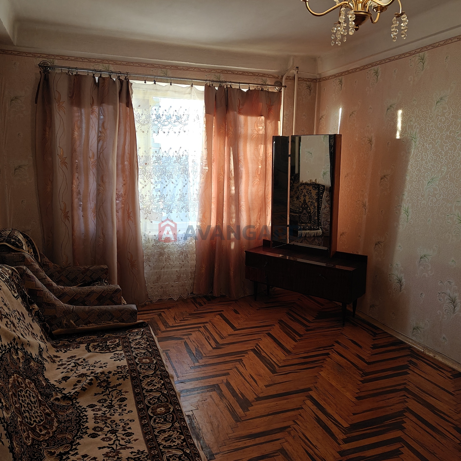 3 ��. ��������, 68/46/7 ��. �., 7/9 ������ ���� 4